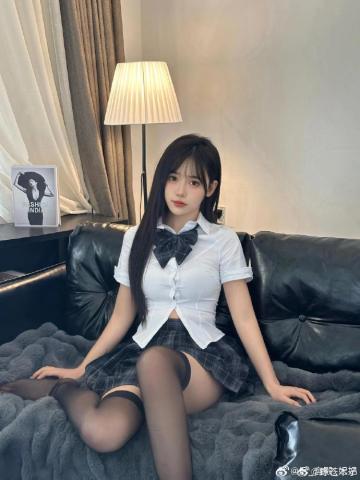 AI同人xx短剧深夜剧场